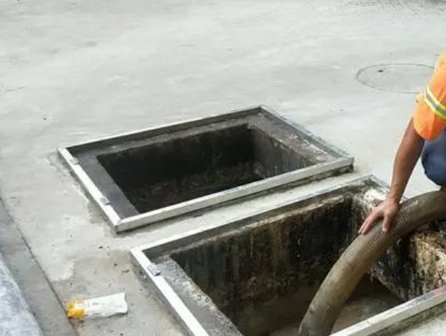 玉树化粪池清理